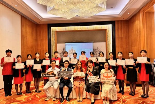 数字赋能&nbsp;·&nbsp;校企协同育才:碧职院与顺德美的万豪酒店“前厅项目班”育人实践