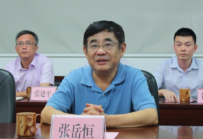 广东创新科技职业学院校长张岳恒致欢迎词_副本.jpg