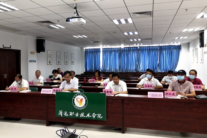 读书班.jpg